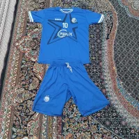 لباس فوتبال  استقلال
