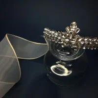 تاج/ریسه/گیره مو