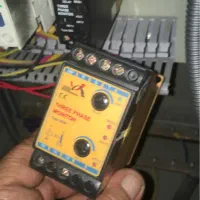 برقکار برق کار نصب لوستر تاسیساتی موتورخانه استخر|خدمات پیشه و مهارت|تهران, سعادت‌آباد|دیوار