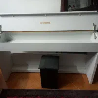کنسول پیانو یاماها|پیانو، کیبورد، آکاردئون|مشهد, اقبال|دیوار