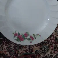 چینی گل سرخ زرین ۳۰ نفره