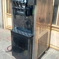 دستگاه بستنی قیفی