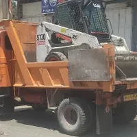 خاور کمپرسی و بابکت حمل نخاله و ماسه