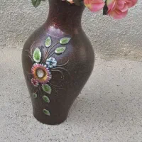 گلدان همراه باگل