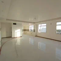 117 نوساز فول  غرق نور خیابان بهار