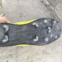 کفش ورزشی مخصوص چمن|کیف، کفش، کمربند|میاندوآب, |دیوار