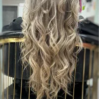 سالن زیبایی|خدمات آرایشگری و زیبایی|قزوین, |دیوار