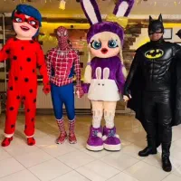 عروسک تنپوش تولد جشن افتتاحیه