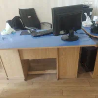 میز کامپیوتر