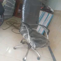 فروش صندلی مدیریت در حد نو + میز عسلی|مبلمان اداری|پارسآباد, |دیوار