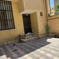 ویلایی طبقه همکف تک خوابه،در جمهوری|اجارهٔ خانه و ویلا|شیراز, کوهستان|دیوار