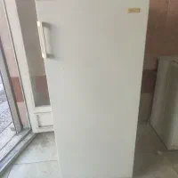 یخچال فریزر آزمایش