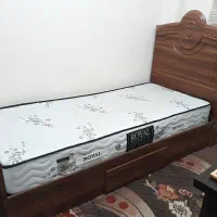 تخت خواب تک نفره چوبی همراه باتشک