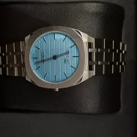 ساعت زنانه رنگ زمینه آبی تیفانی برند Laxmi