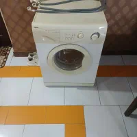 با سلام لباس شویی درحده نو|ماشین لباسشویی و خشککن لباس|رشت, استقامت ۱|دیوار