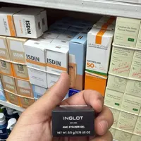 بازاریاب لوازم آرایشی بهداشتی