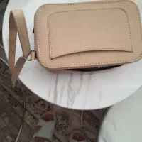 کیف|کیف، کفش، کمربند|اراک, |دیوار