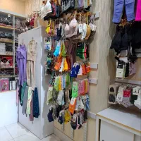 لباس زیر میس لند|لباس|سراب, |دیوار