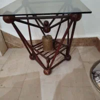 میز کوچک تکی