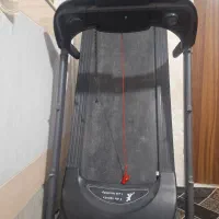 یک دستگاه تردمیل کم کارکرده
