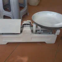 ترازو دوکفه قدیمی