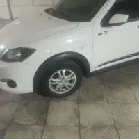 کوییک R سفید ۴۰۱