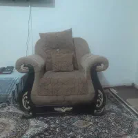 مبل ۷نفره بعلت تغییر دکوراسیون|مبلمان خانگی و میز عسلی|رشت, باهنر|دیوار