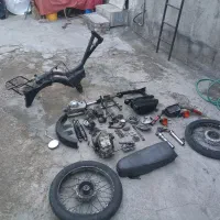 مقدار زیادی لوازم موتور آمیکو۷۰