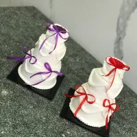 به یک نفر فروشنده خانوم نیازمندیم