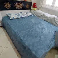 تختخواب دو نفره با میزآرایش و پاتختی تمیز|تخت و سرویس خواب|تهران, شکیبا|دیوار