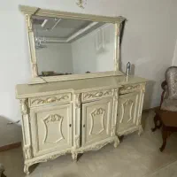 کنسول و آئینه