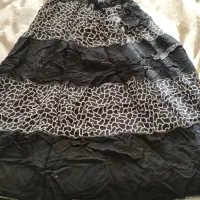 پالتوی زنانه رنگ کرم با تعدادی مانتو|لباس|بیرجند, |دیوار