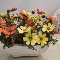 گل و گلدان تزعینی و مصنوعی