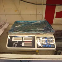ترازو 40کیلو با کف قیمت|فروشگاه و مغازه|کاشان, بازار کاشان|دیوار