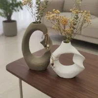 گلدان و دکوری خاص