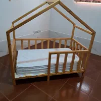 تخت خواب بچه گانه|تخت و صندلی بچه|شیراز, میانرود|دیوار