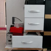 دیراور قدیمی مشکی و کشو سفید|جاکفشی، کمد، دراور|اردبیل, |دیوار