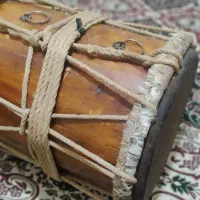 دهل اصل قدیمی نو نو|سازهای سنتی|قشم, |دیوار