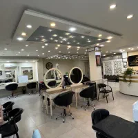 صندلی رنگ و لایت و کراتین (اجاره )