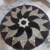 فرش گرد پشمی