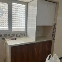 ۱ عدد جزیره و کابینت بالا پایین طبق عکس