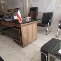 منشی مسلط به کامپیوتر