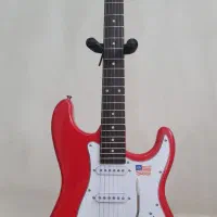 گیتار الکتریک فندر استراتوکستر|گیتار، بیس، امپلیفایر|تبریز, |دیوار