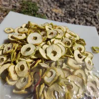 سیب خشک مرغوب و درجه یک