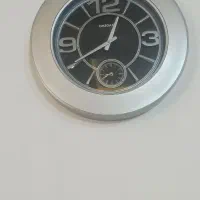 ساعت دیواری