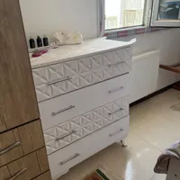 تخت خواب یک نفره،آینه قدی، میز آرایش،تشک|تخت و سرویس خواب|تهران, ابن بابویه|دیوار