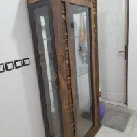 یک عدد ویترین طرح آنتیک درحد نو بدون خط وخش|بوفه، ویترین، کنسول|لاهیجان, آهندان|دیوار