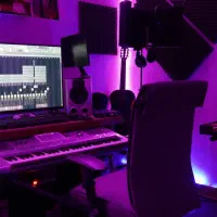 استودیو آهنگسازی و تنظیم