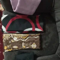 تعدادی شال و روسری نو نو