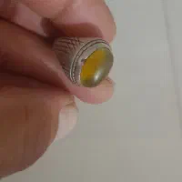 انگشتر کهنه عقیق زرد
